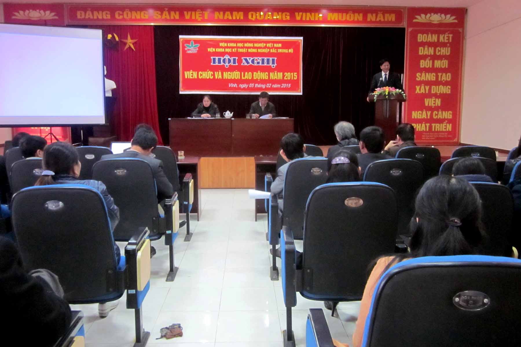 hoi nghi 2.jpg